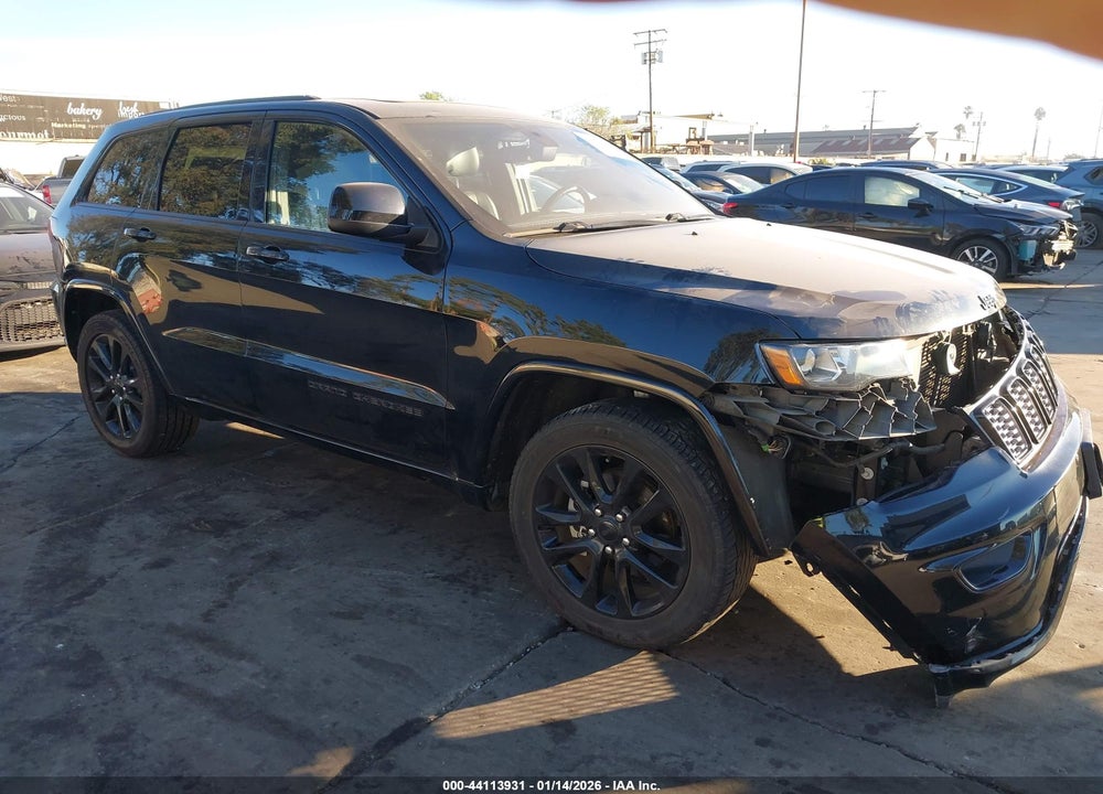 2018 JEEP GRAND CHEROKEE ALTITUDE 4X4 VIN: 1C4RJFAG2JC358171