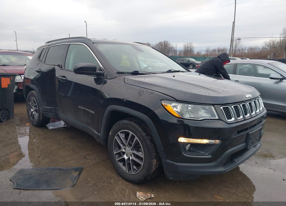 2018 JEEP COMPASS LATITUDE FWD VIN: 3C4NJCBB6JT235395