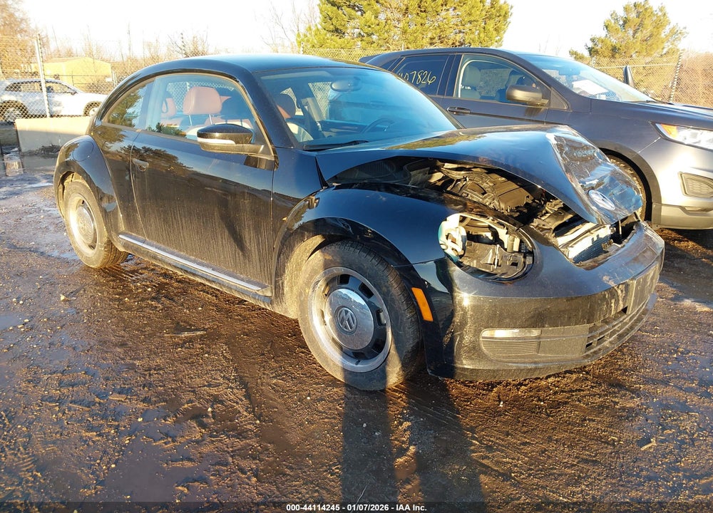 2015 VOLKSWAGEN BEETLE 1.8T CLASSIC VIN: 3VWF17AT5FM651636