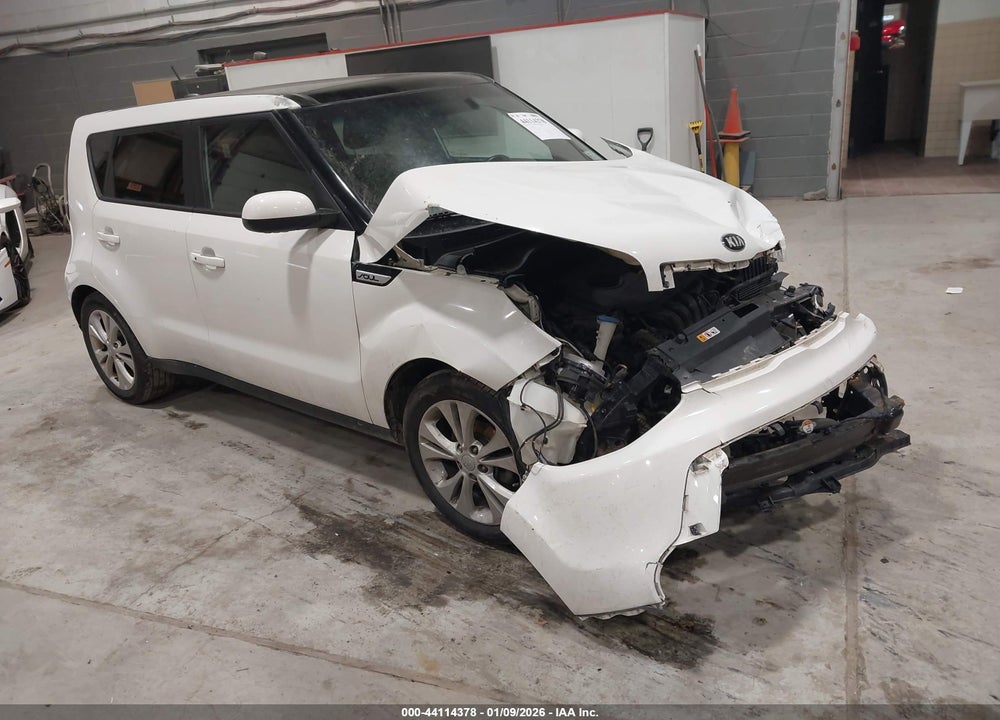 2015 KIA SOUL + VIN: KNDJP3A57F7206878