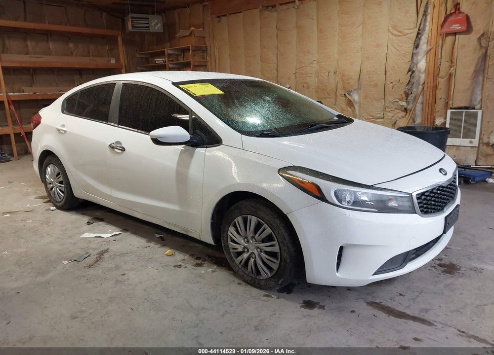 2017 KIA FORTE LX VIN: 3KPFK4A71HE044499