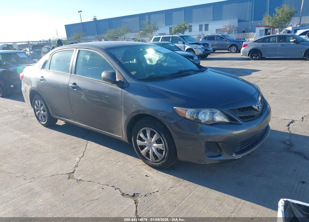 2011 TOYOTA COROLLA LE VIN: 2T1BU4EE7BC550006