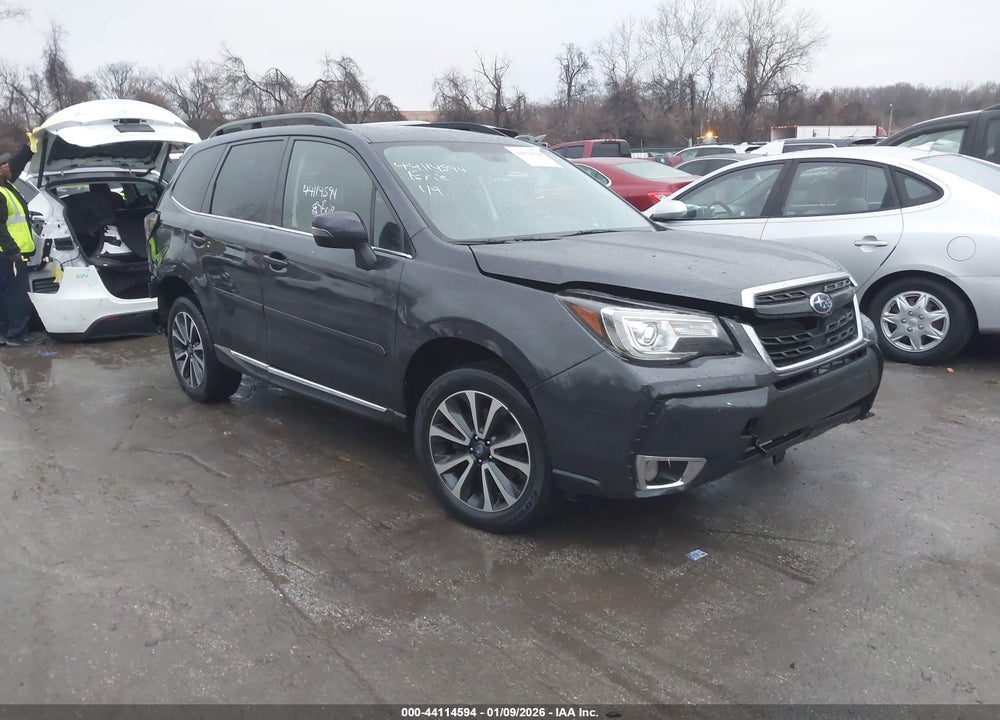 2017 SUBARU FORESTER 2.0XT TOURING VIN: JF2SJGWC8HH421883