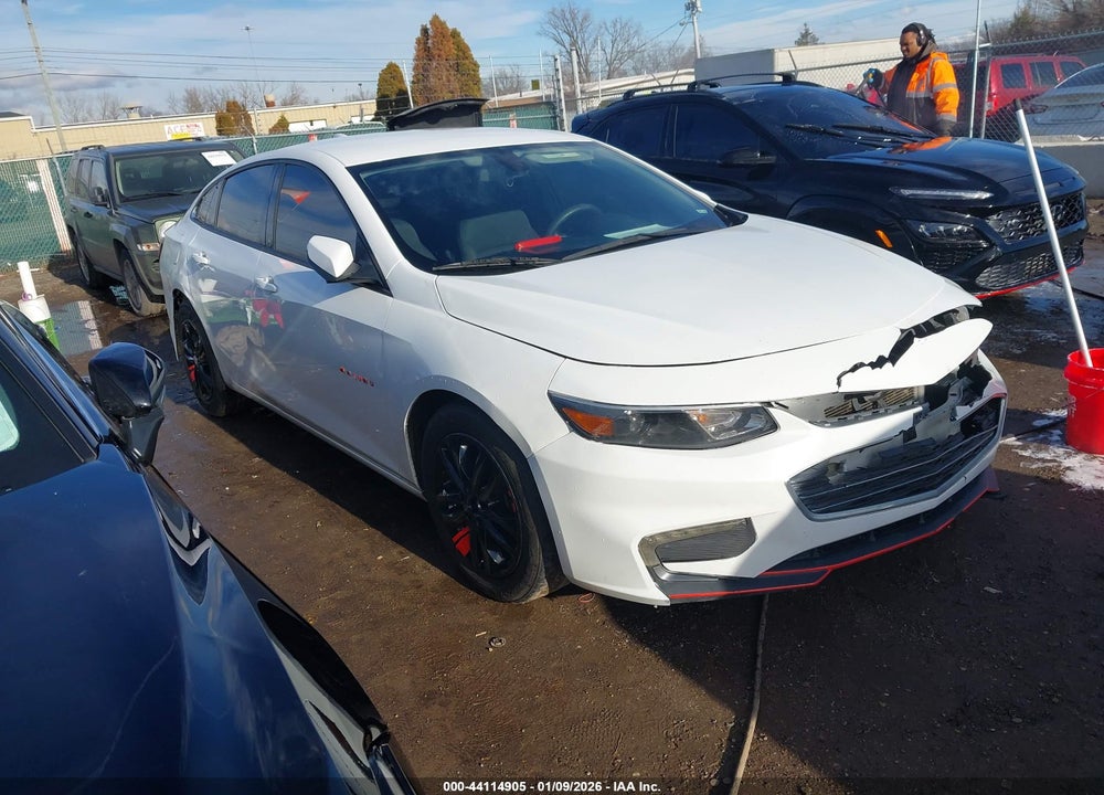2018 CHEVROLET MALIBU LT VIN: 1G1ZD5ST7JF180200