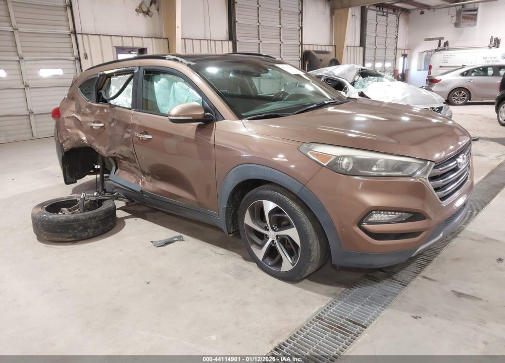 2016 HYUNDAI TUCSON LIMITED VIN: KM8J33A21GU023508