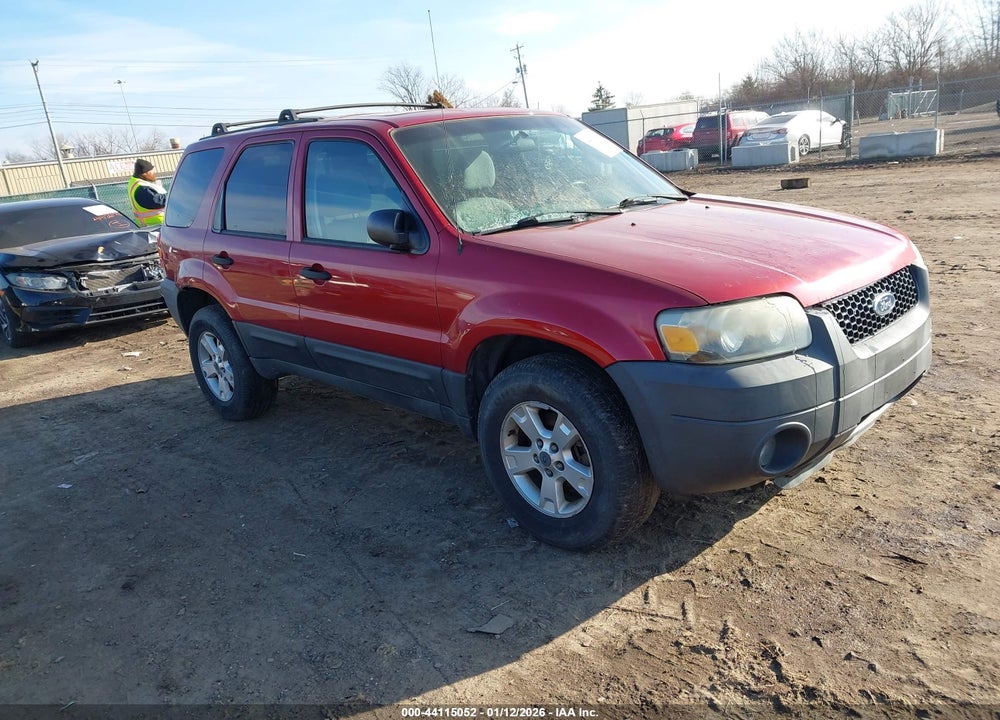 2005 FORD ESCAPE XLT VIN: 1FMYU93125KA90999