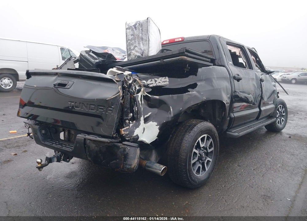 2016 TOYOTA TUNDRA SR5 5.7L V8 VIN: 5TFDY5F18GX537773