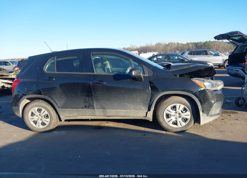 2017 CHEVROLET TRAX LS VIN: 3GNCJKSB3HL155037