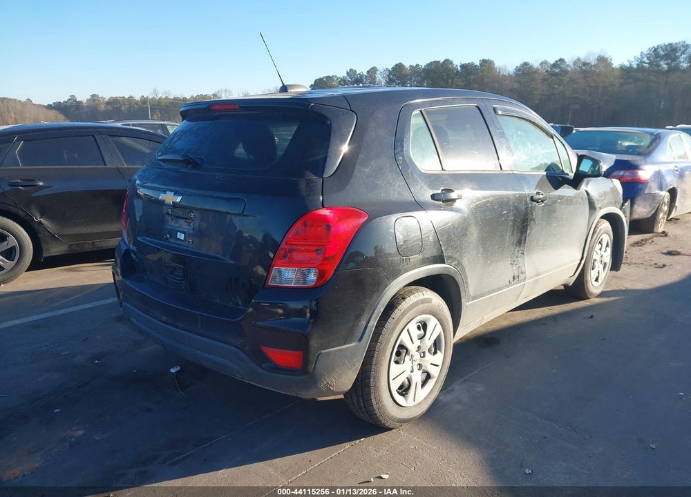 2017 CHEVROLET TRAX LS VIN: 3GNCJKSB3HL155037