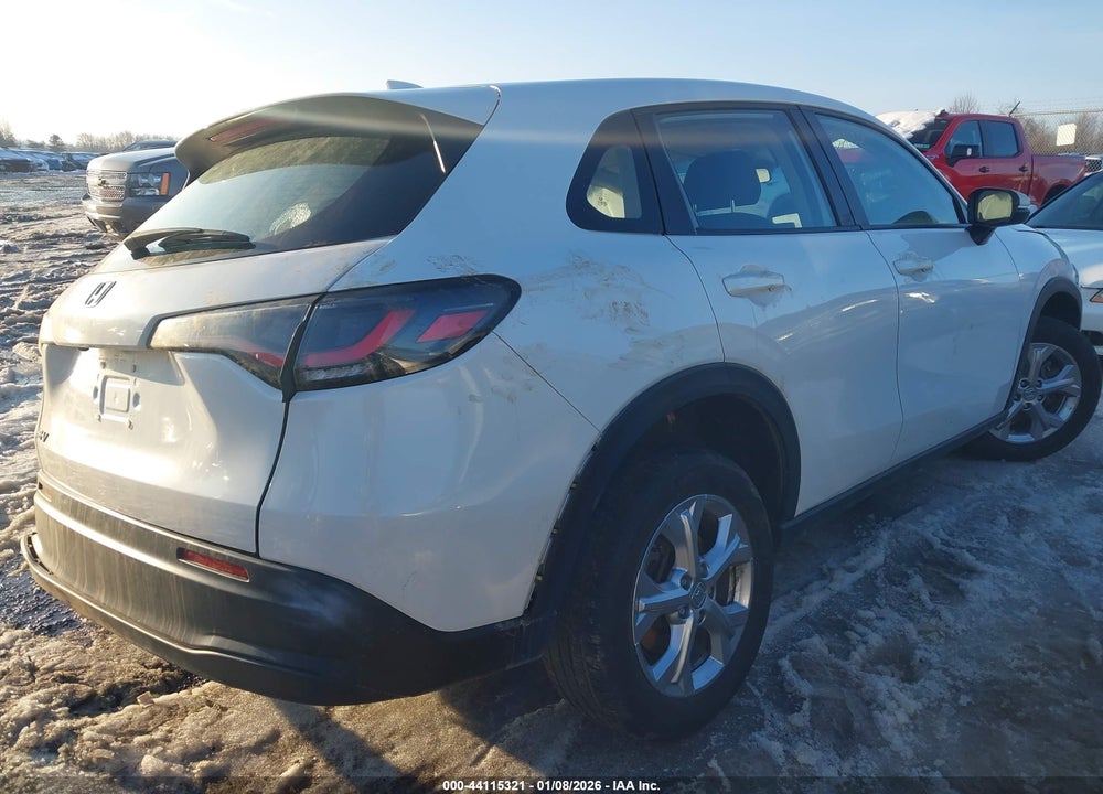 2024 HONDA HR-V AWD LX VIN: 3CZRZ2H30RM708986