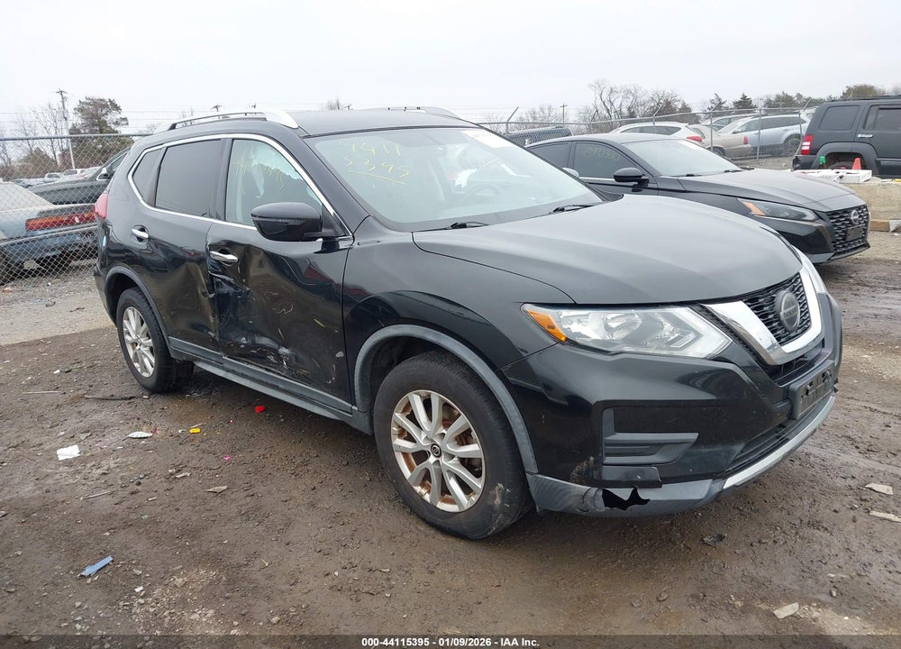 2018 NISSAN ROGUE SV VIN: KNMAT2MVXJP595333