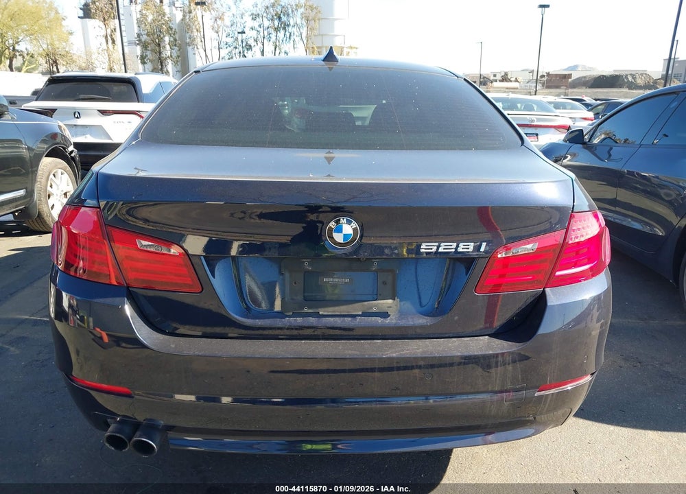 2013 BMW 528I VIN: WBAXG5C55DD230725