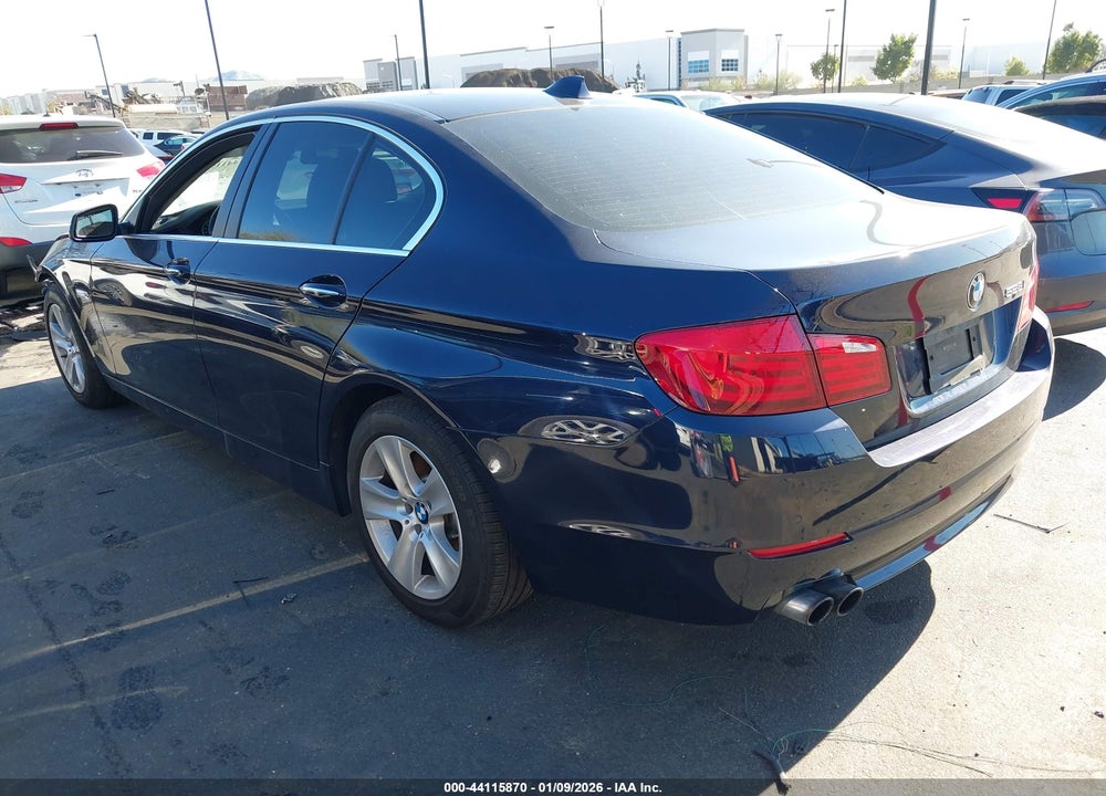 2013 BMW 528I VIN: WBAXG5C55DD230725