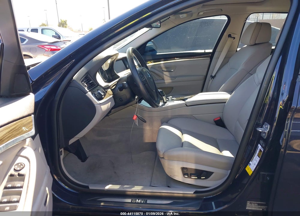 2013 BMW 528I VIN: WBAXG5C55DD230725