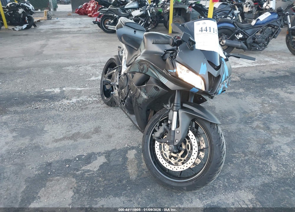 2007 HONDA CBR600 RR VIN: JH2PC40127M002302