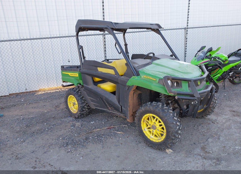 2022 JOHN DEERE XUV590M VIN: 1M0590MAHNM050695
