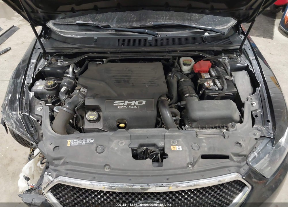 2018 FORD TAURUS SHO VIN: 1FAHP2KT1JG123015