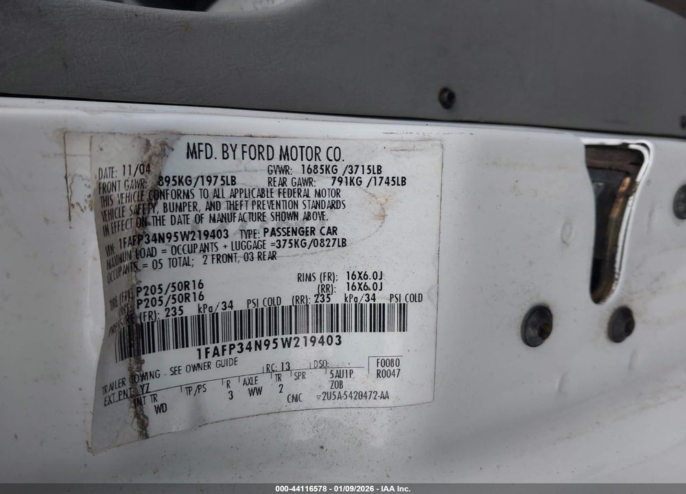 2005 FORD FOCUS ZX4 VIN: 1FAFP34N95W219403