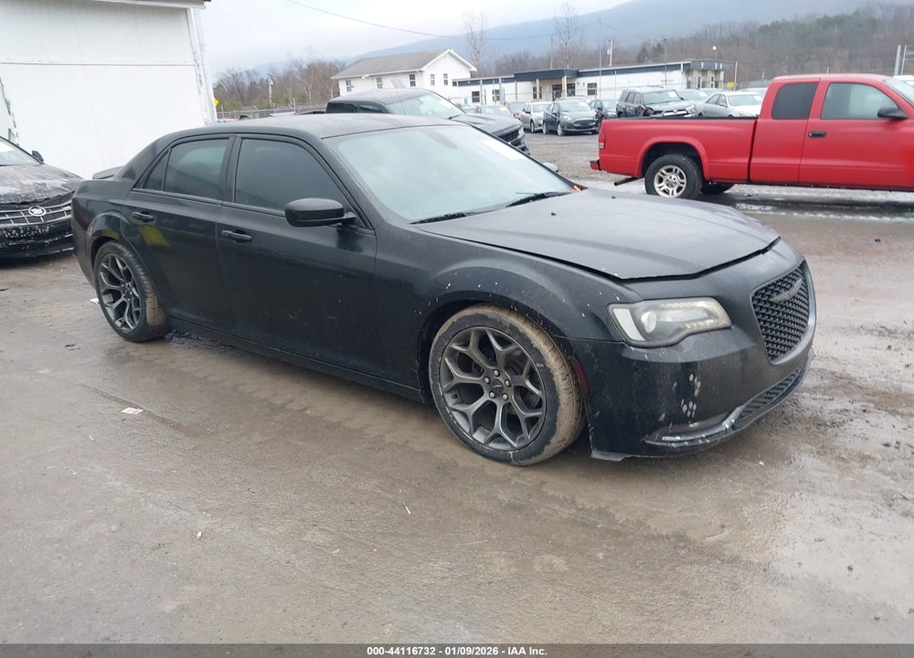 2017 CHRYSLER 300 300S VIN: 2C3CCABGXHH662569