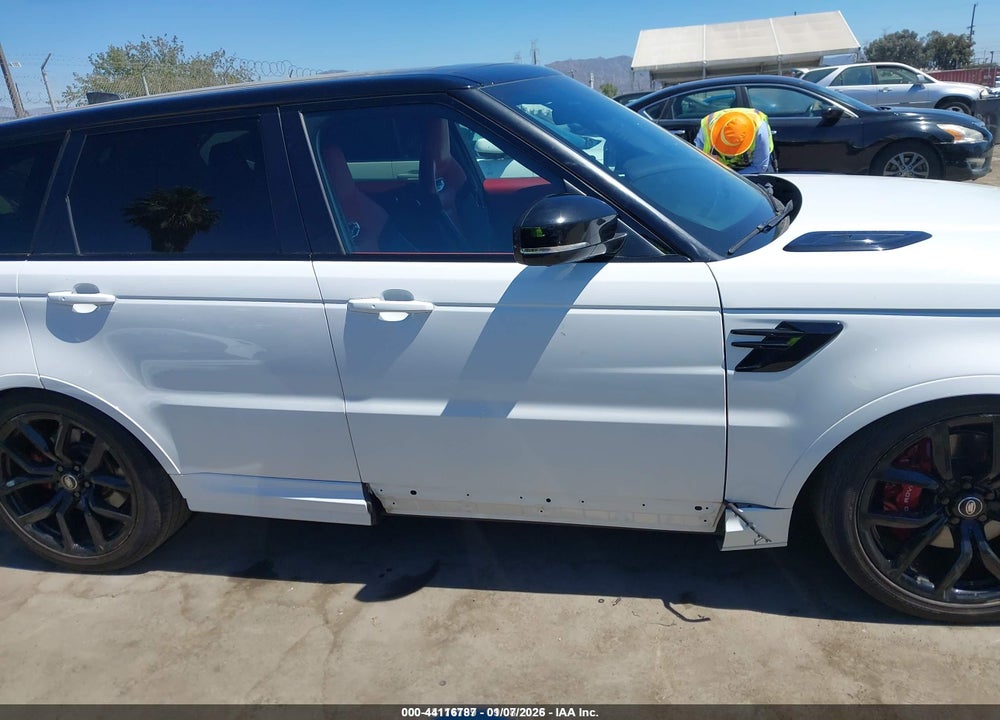 2020 LAND ROVER RANGE ROVER SPORT SVR VIN: SALWZ2RE8LA726125