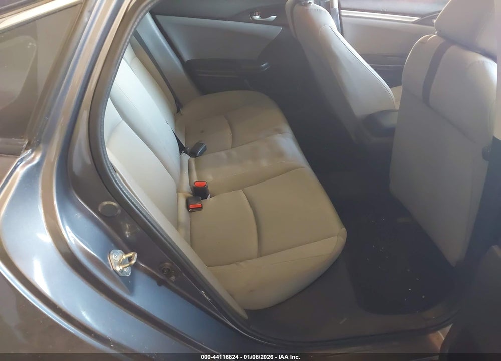 2018 HONDA CIVIC LX VIN: 2HGFC2F57JH599476