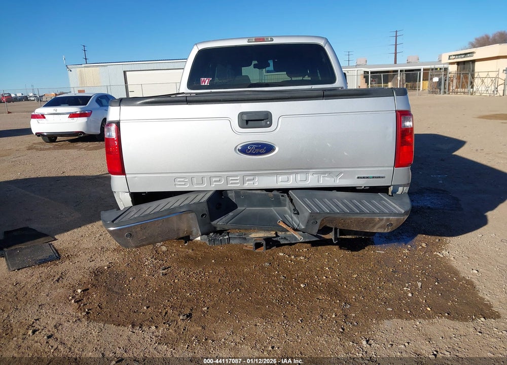 2013 FORD F-250 XLT VIN: 1FT7W2B69DEA57400