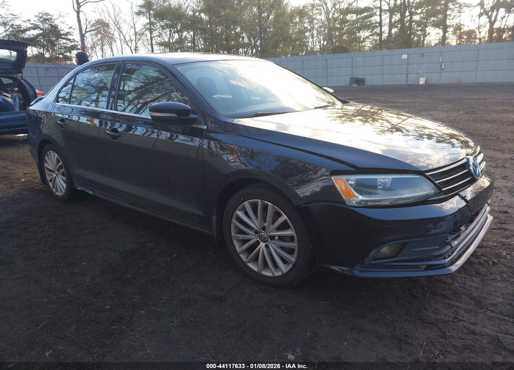 2015 VOLKSWAGEN JETTA 1.8T SE VIN: 3VWD17AJ4FM290812