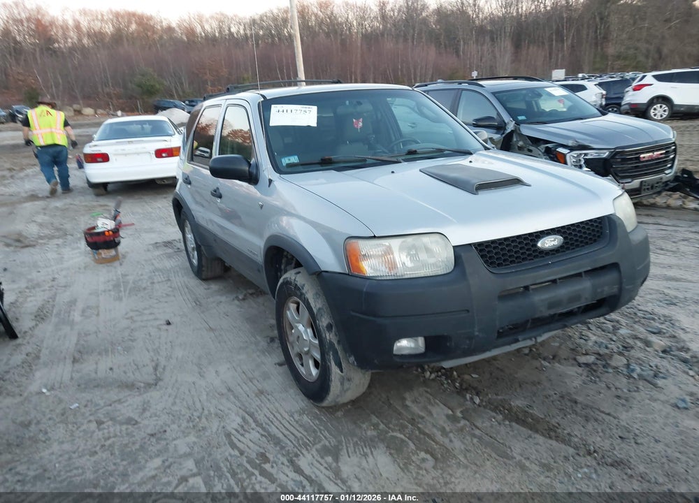 2002 FORD ESCAPE XLT VIN: 1FMYU04102KA82549