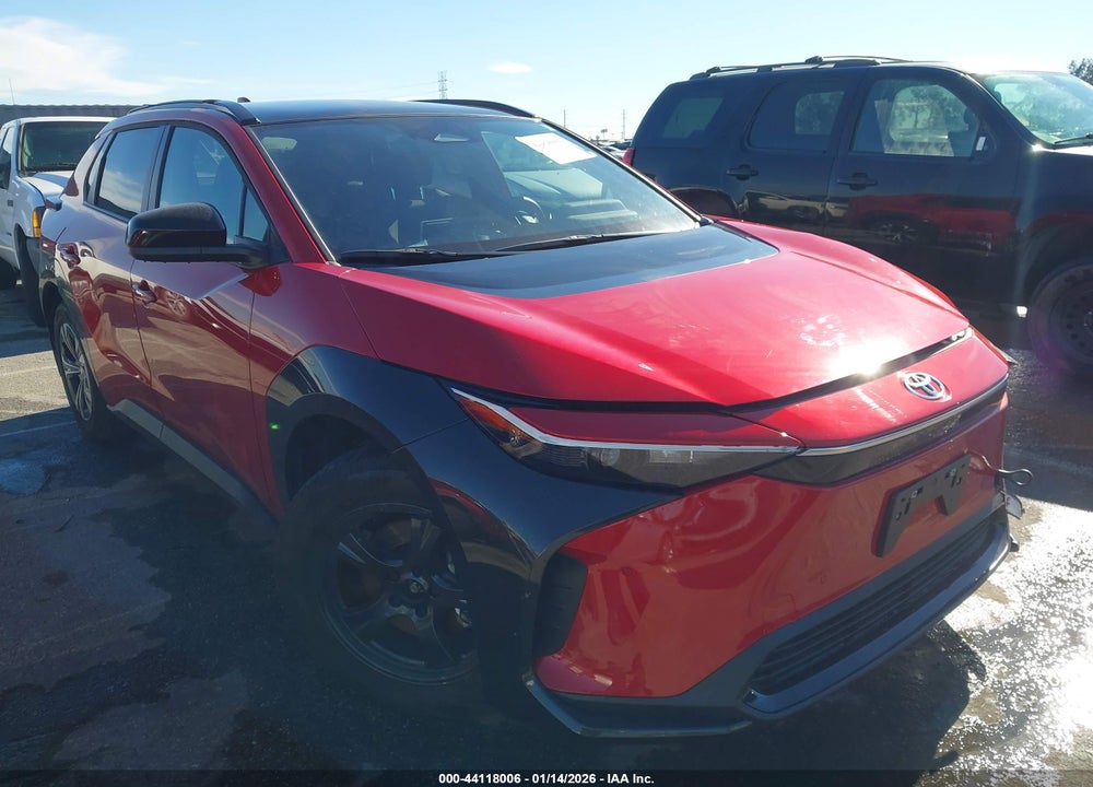 2025 TOYOTA BZ4X XLE VIN: JTMAAAAA0SA057990