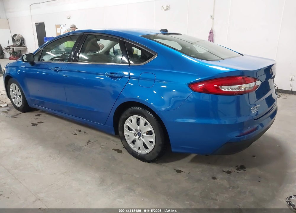 2019 FORD FUSION S VIN: 3FA6P0G75KR112553
