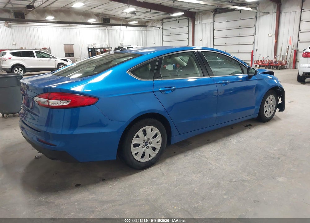 2019 FORD FUSION S VIN: 3FA6P0G75KR112553