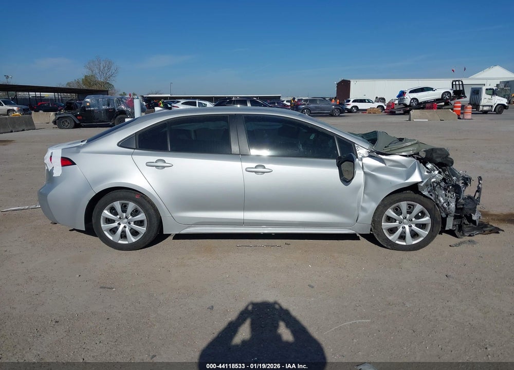 2025 TOYOTA COROLLA LE VIN: 5YFB4MDE8SP315454