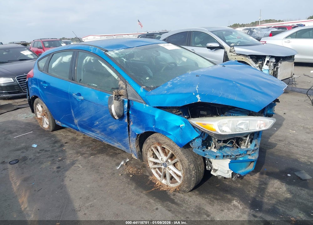 2016 FORD FOCUS SE VIN: 1FADP3K21GL381563