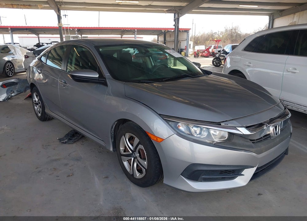 2018 HONDA CIVIC LX VIN: 2HGFC2F55JH577024