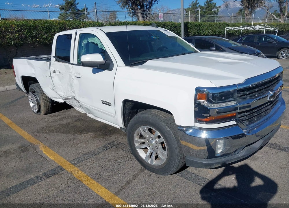 2017 CHEVROLET SILVERADO 1500 1LT VIN: 1GCRCREC5HZ201082