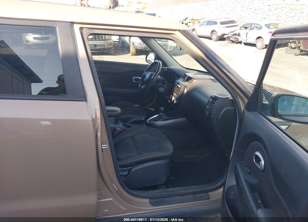 2015 KIA SOUL VIN: KNDJN2A22F7148281