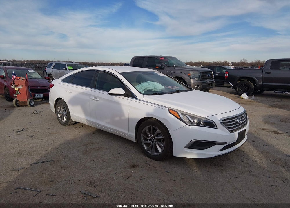 2016 HYUNDAI SONATA SE VIN: 5NPE24AF0GH273883
