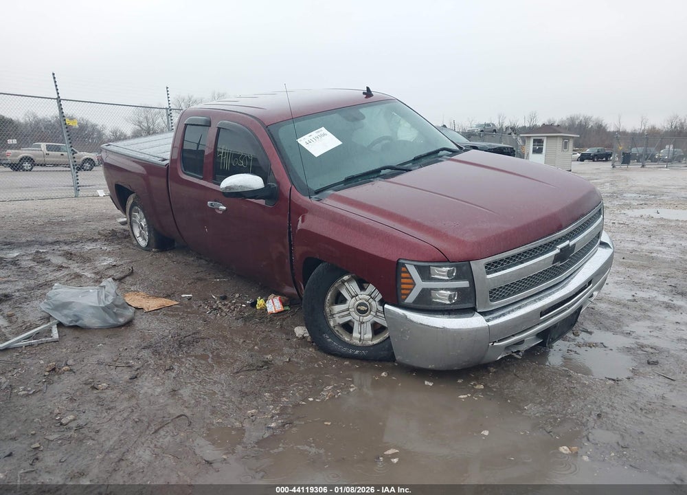 2013 CHEVROLET SILVERADO 1500 LT VIN: 1GCRKSE79DZ330384