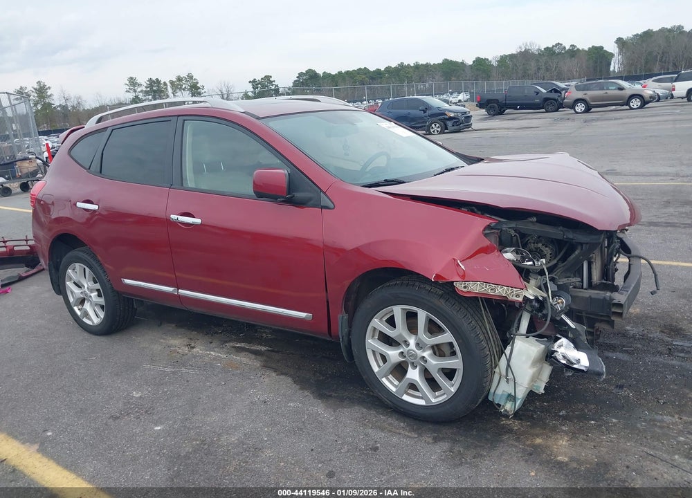 2013 NISSAN ROGUE SV W/SL PKG VIN: JN8AS5MV6DW647317