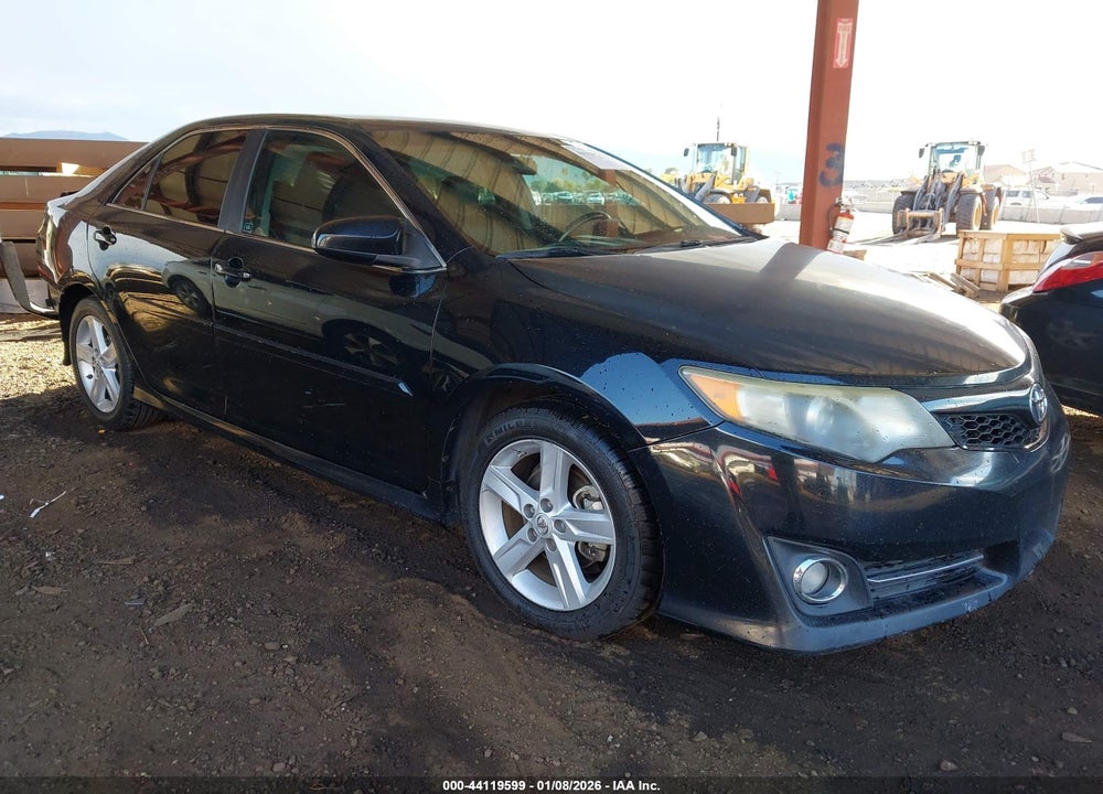 2013 TOYOTA CAMRY SE VIN: 4T1BF1FK7DU248973