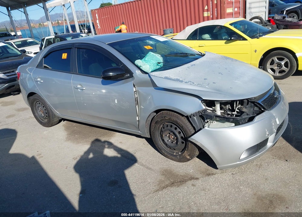 2013 KIA FORTE EX VIN: KNAFU4A26D5738980