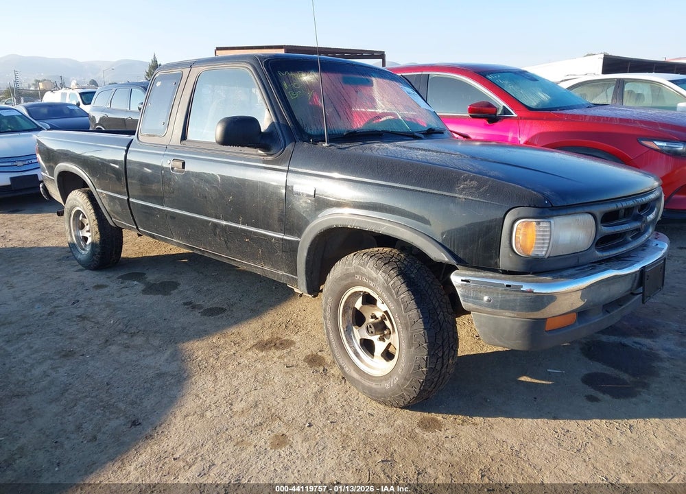 1995 MAZDA B4000 CAB PLUS VIN: 4F4CR17X0STM11564