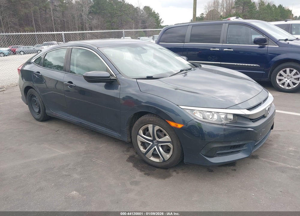 2018 HONDA CIVIC LX VIN: 2HGFC2F57JH533333