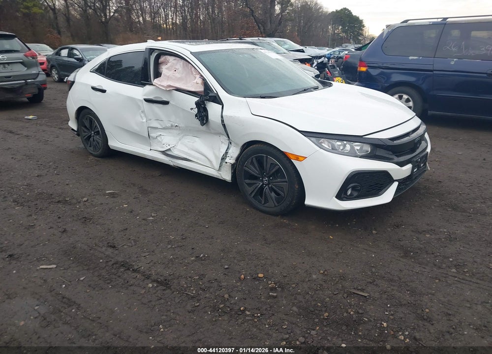 2018 HONDA CIVIC EX VIN: SHHFK7H56JU403933
