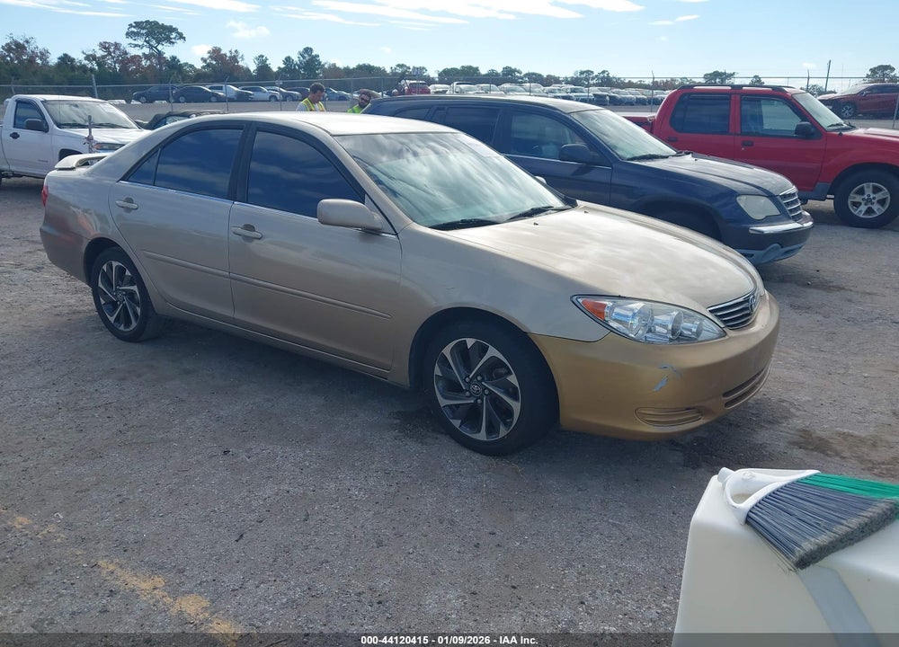 2005 TOYOTA CAMRY LE VIN: 4T1BE32K15U993854