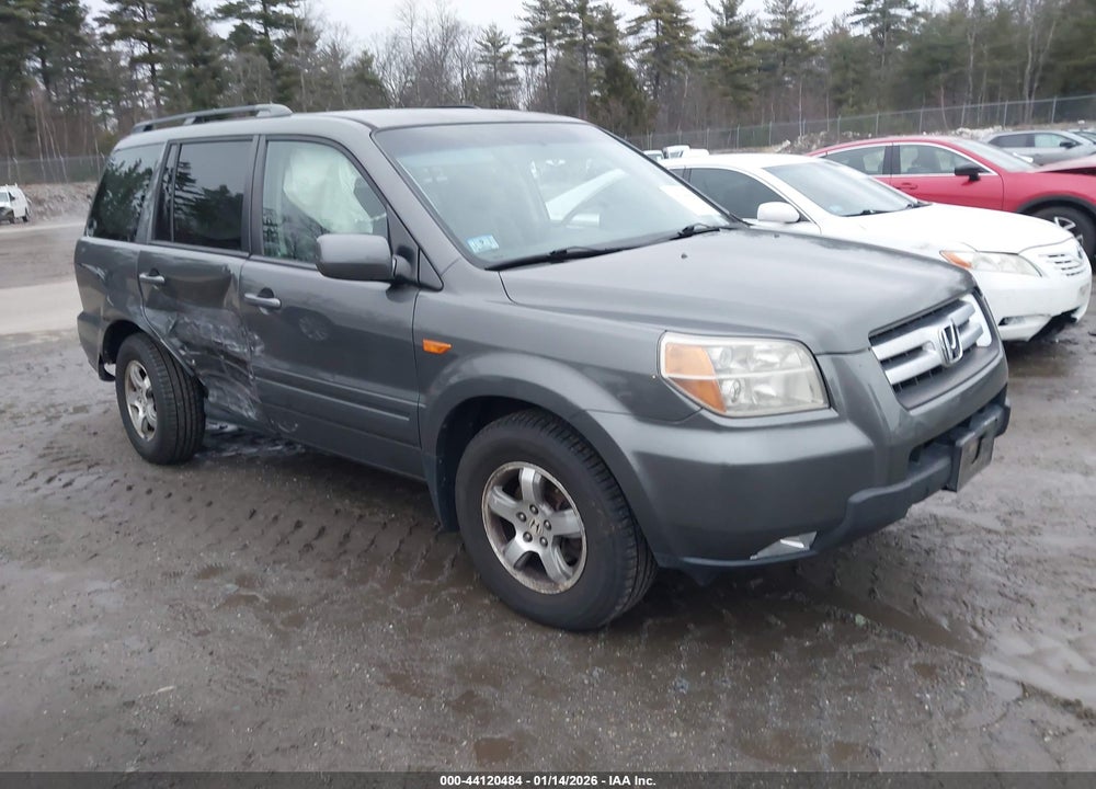 2007 HONDA PILOT EX VIN: 2HKYF18447H513246
