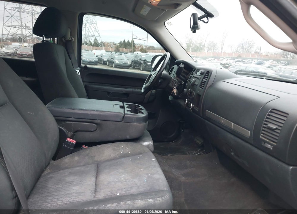 2013 CHEVROLET SILVERADO 1500 LT VIN: 3GCPKSE75DG242858