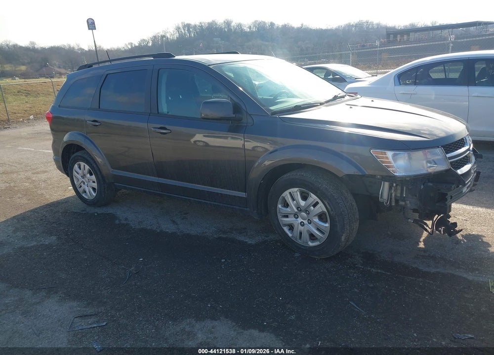 2019 DODGE JOURNEY SE VIN: 3C4PDCBB8KT844781