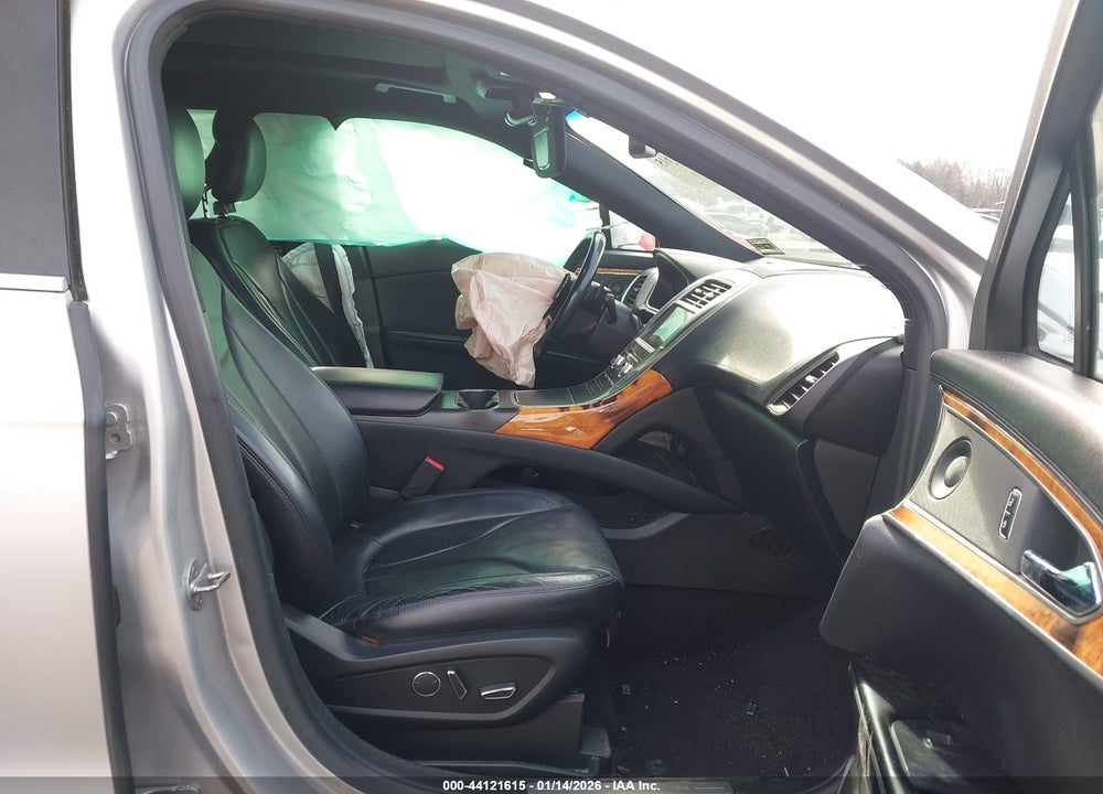 2016 LINCOLN MKX RESERVE VIN: 2LMTJ8LR3GBL89468