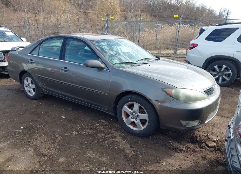 2005 TOYOTA CAMRY SE VIN: 4T1BE32K45U943689